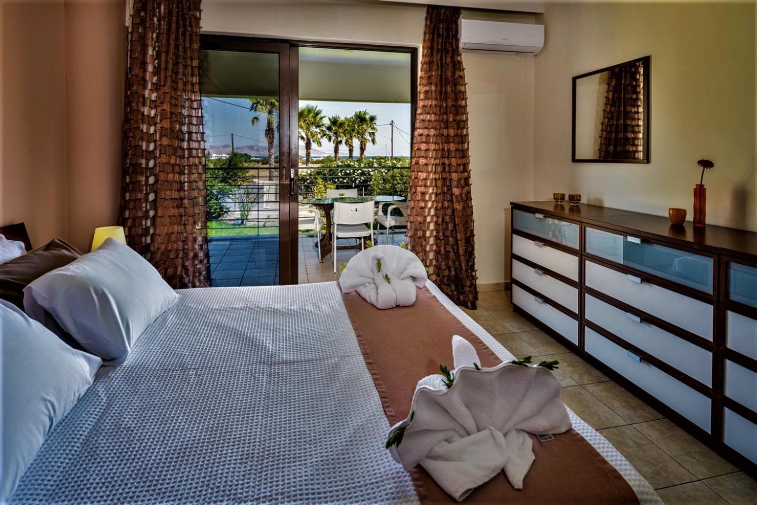 Xenos Villa 2 With A Private Pool,Near The Sea Tigaki Dış mekan fotoğraf