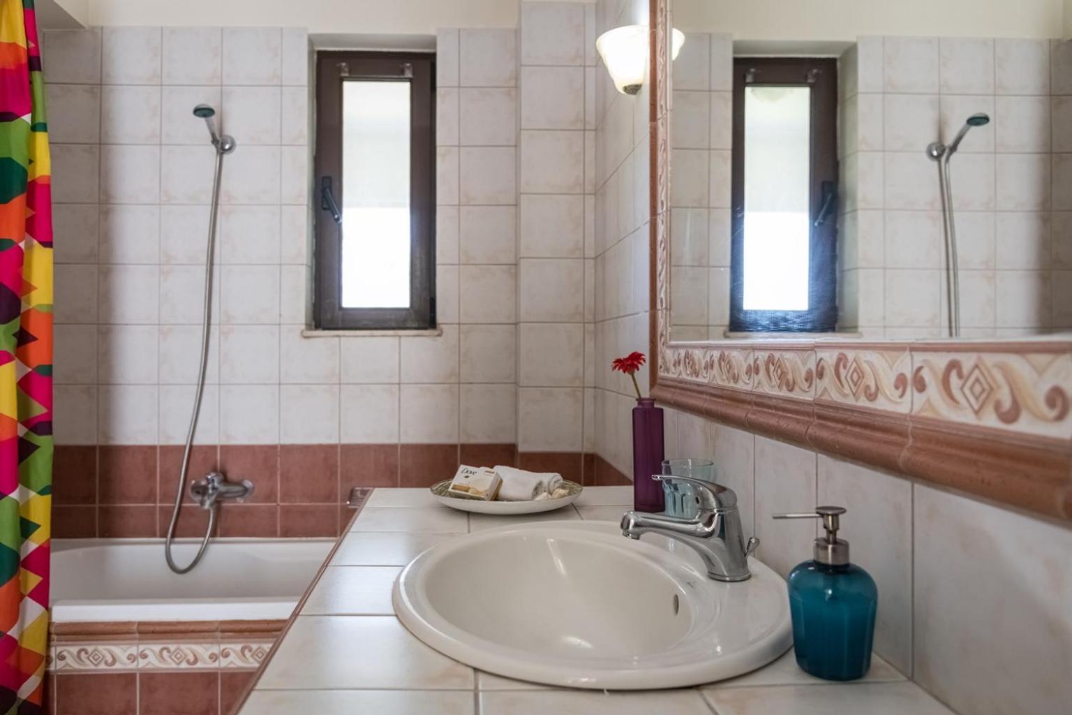 Xenos Villa 2 With A Private Pool,Near The Sea Tigaki Dış mekan fotoğraf